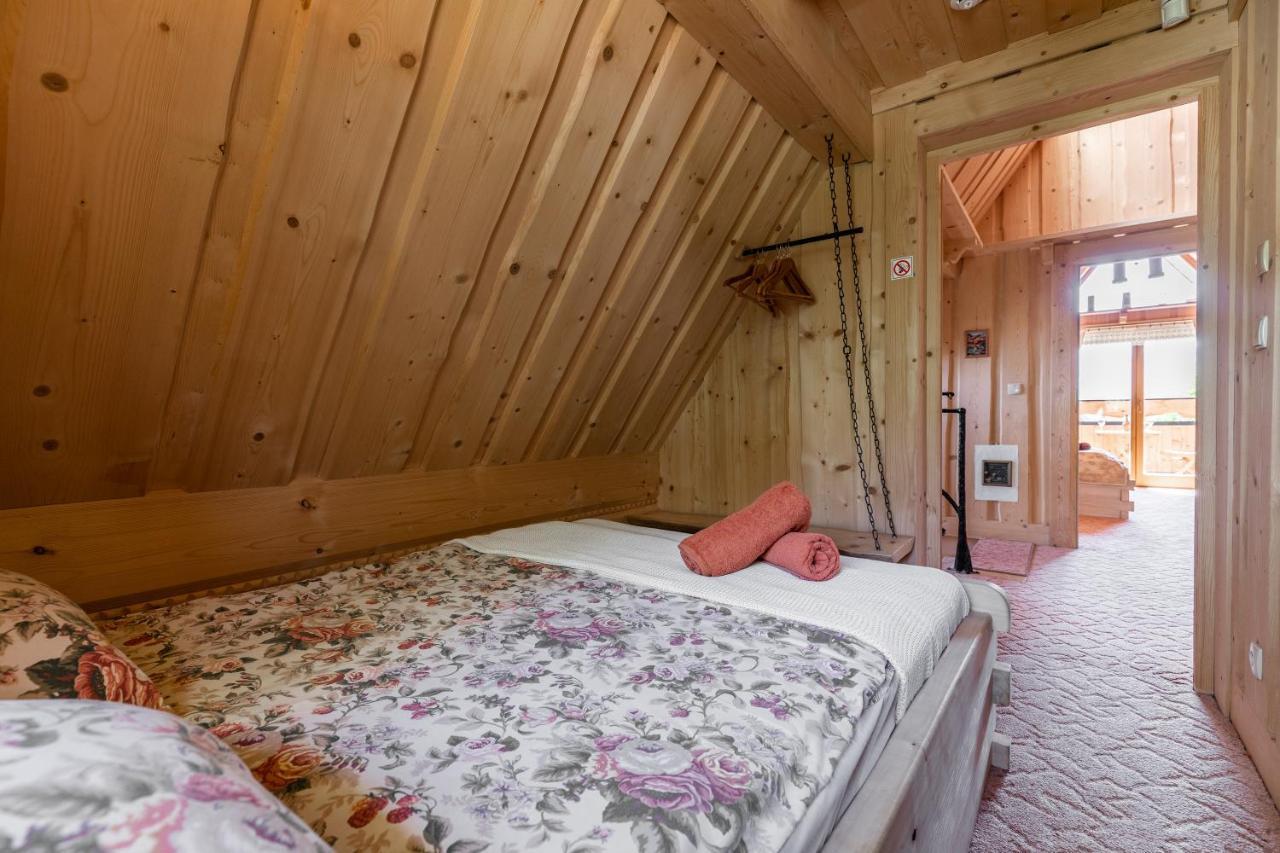 Domek W Roztokach Z Widokiem Na Tatry, Z Sauna Koscielisko Luaran gambar