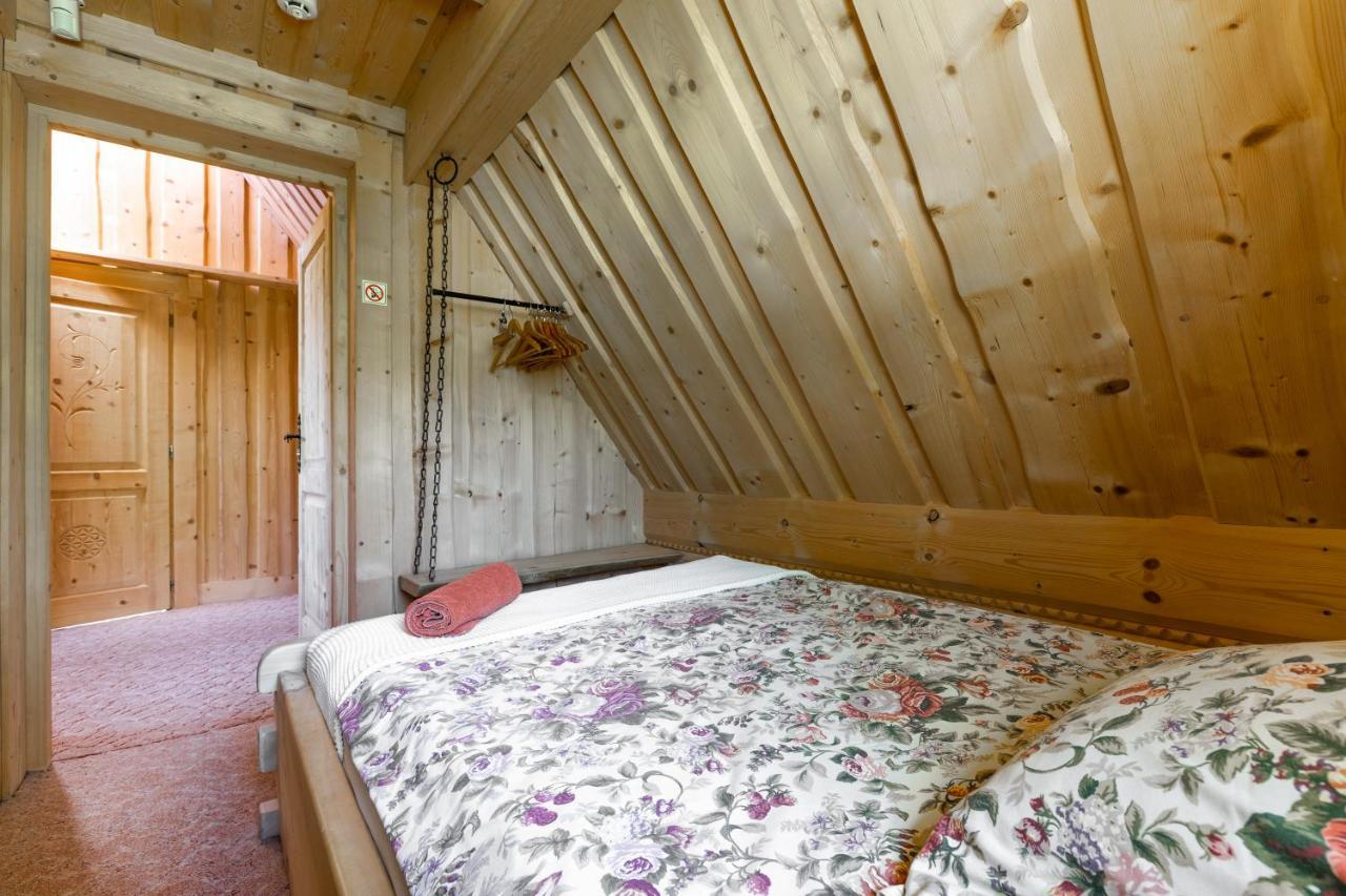 Domek W Roztokach Z Widokiem Na Tatry, Z Sauna Koscielisko Luaran gambar